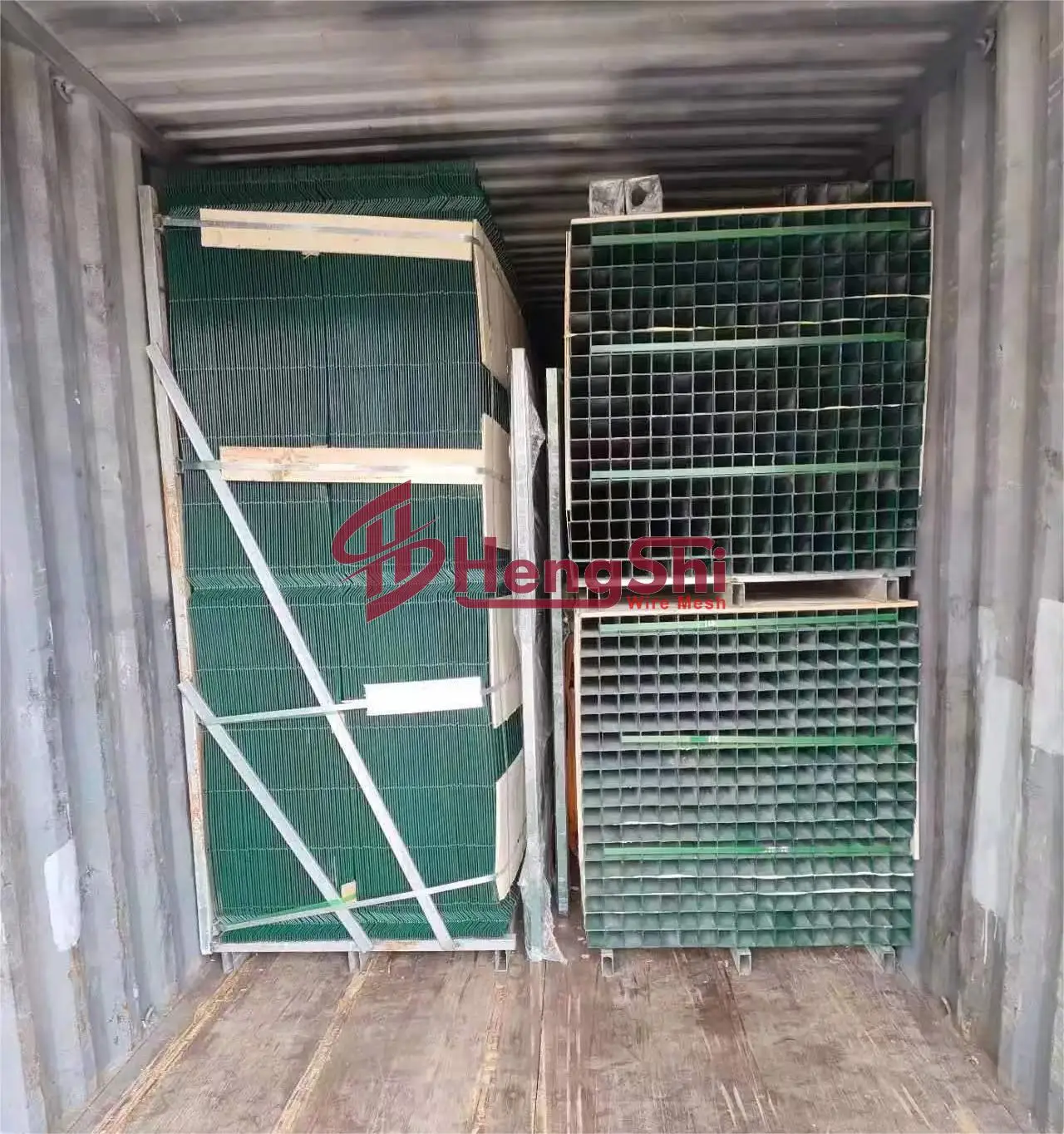 Factory Manufacturer Powder Coated Green 3d welded wire mesh fence panel for Airport Project