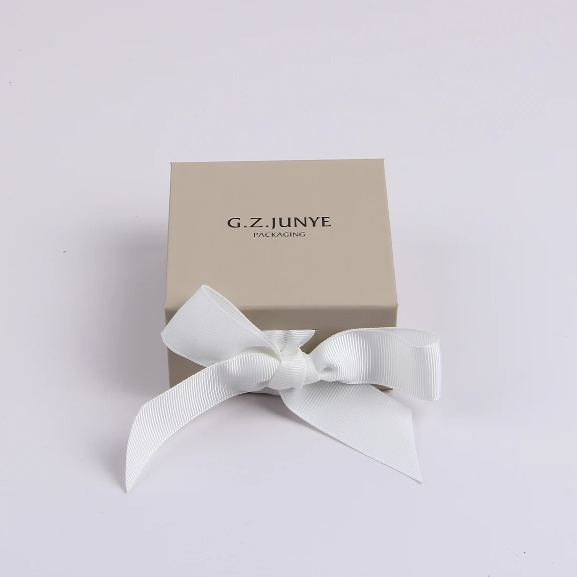 factory price print logo packiging nail bangles samples free pink window cell cosmetics my order custom packaging jewelry box