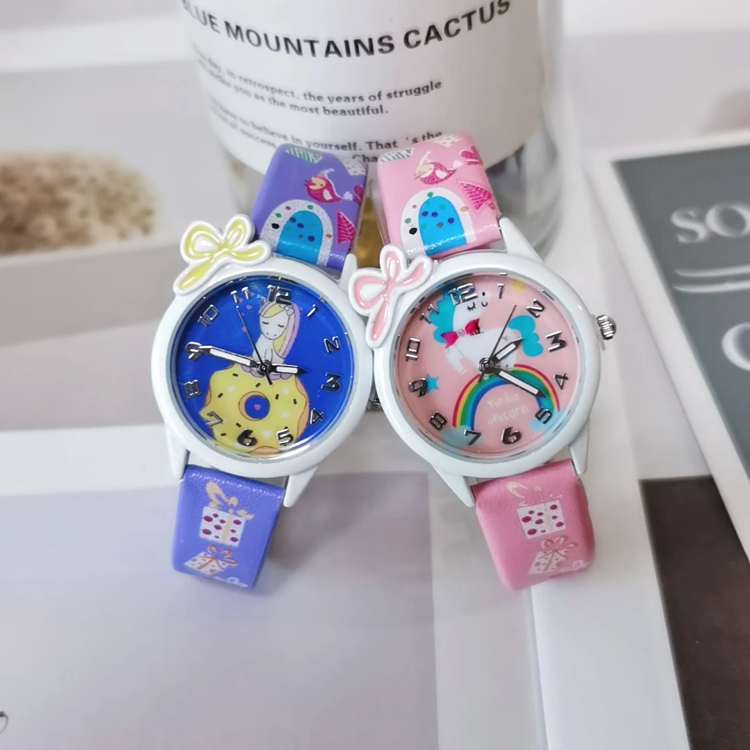 Новый 2021 для детей детская одежда с рисунком для маленьких девочек с мультяшным принтом «Единорог» Симпатичные кварцевые инкрустированные алмазами украшения часы