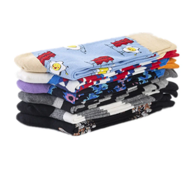 China Gold Manufacturer High Quality Designer Fashion Luxury Custom Combed Cotton Socks for Men