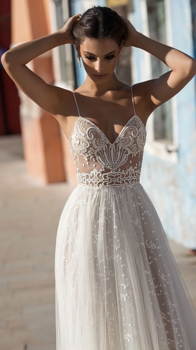 Mumuleo Beach A-Line Wedding Dresses Side Split Spaghetti Illusion Tulle Boho Wedding Gowns Pearls Backless Bohemian Bride