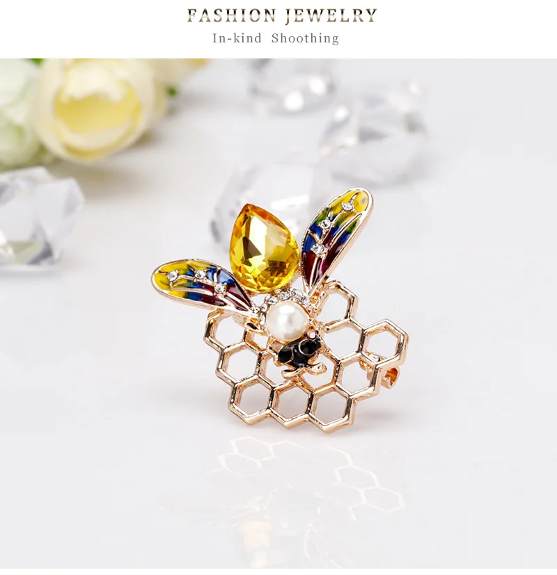 
New fashion statement enamel designer bee hive honeycomb wild lady insect rhinestone brooch pin for college research women gift 
