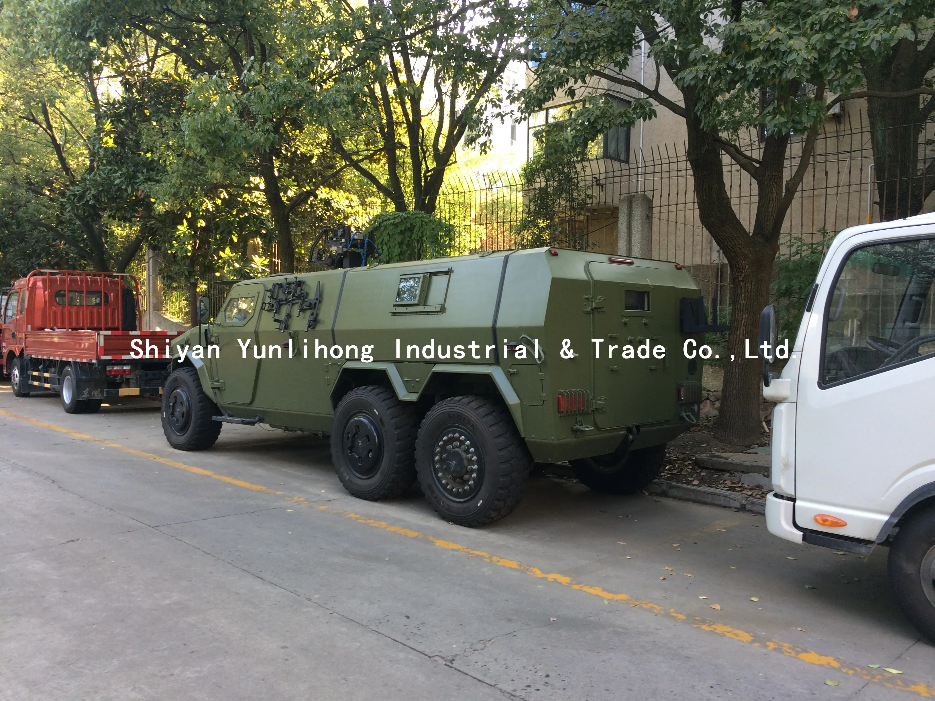  6x6 Dongfeng бронированный армейский автомобиль вездеход пуленепробиваемый  