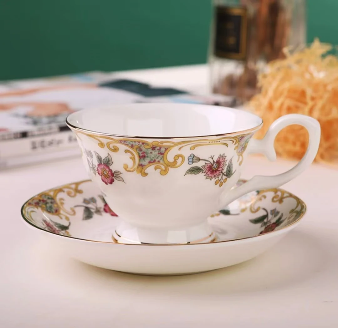 Luxury Minimalist Bone China Tea Cup Set Phnom Penh Collection Latte Modern Porcelain Material Disposable Home Use Coffee Mug