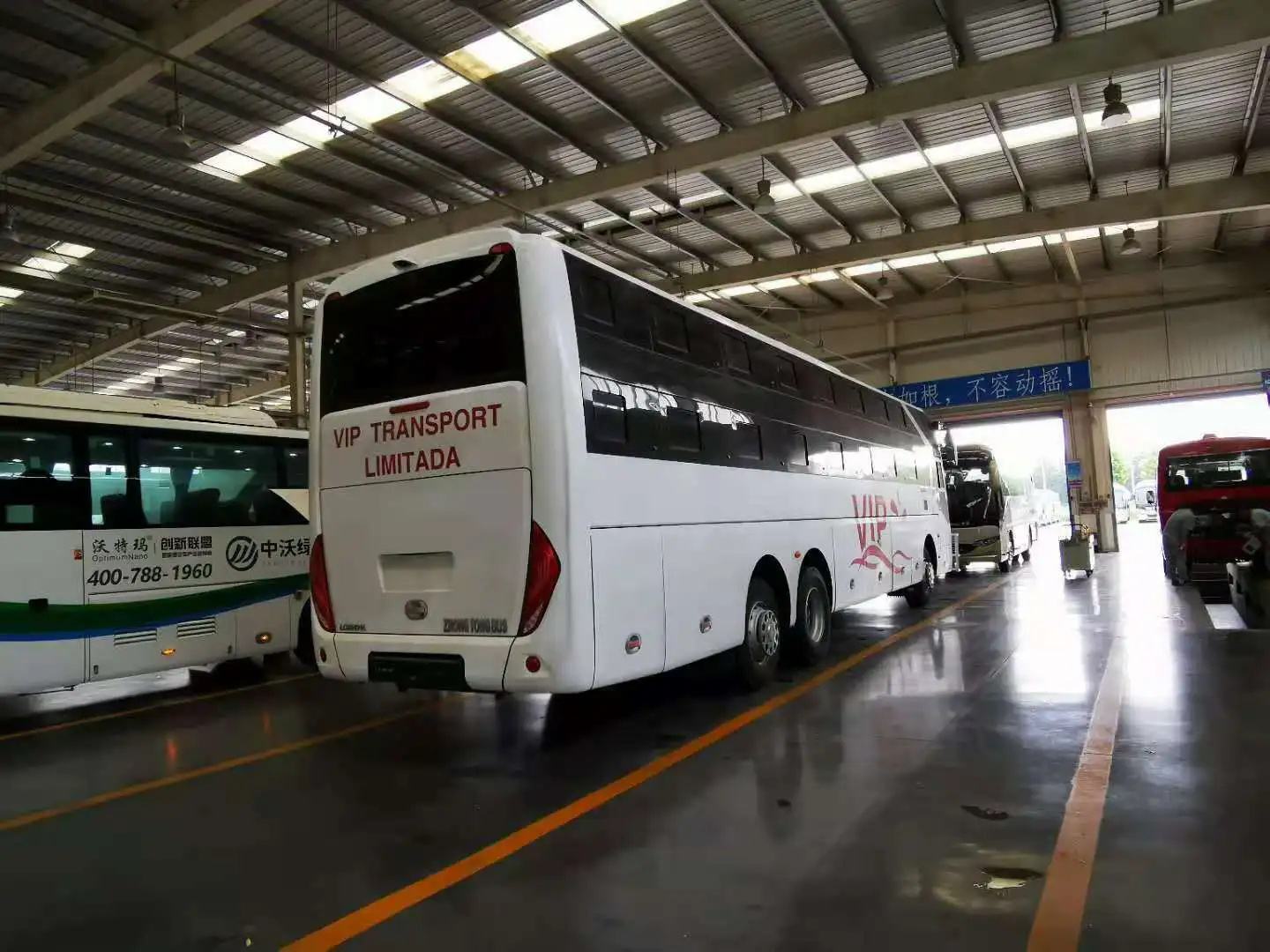  Новый бренд Zhongtong автобус LCK6131A белые спальные кровати 38 дорожный с роскошными сидениями низкая цена