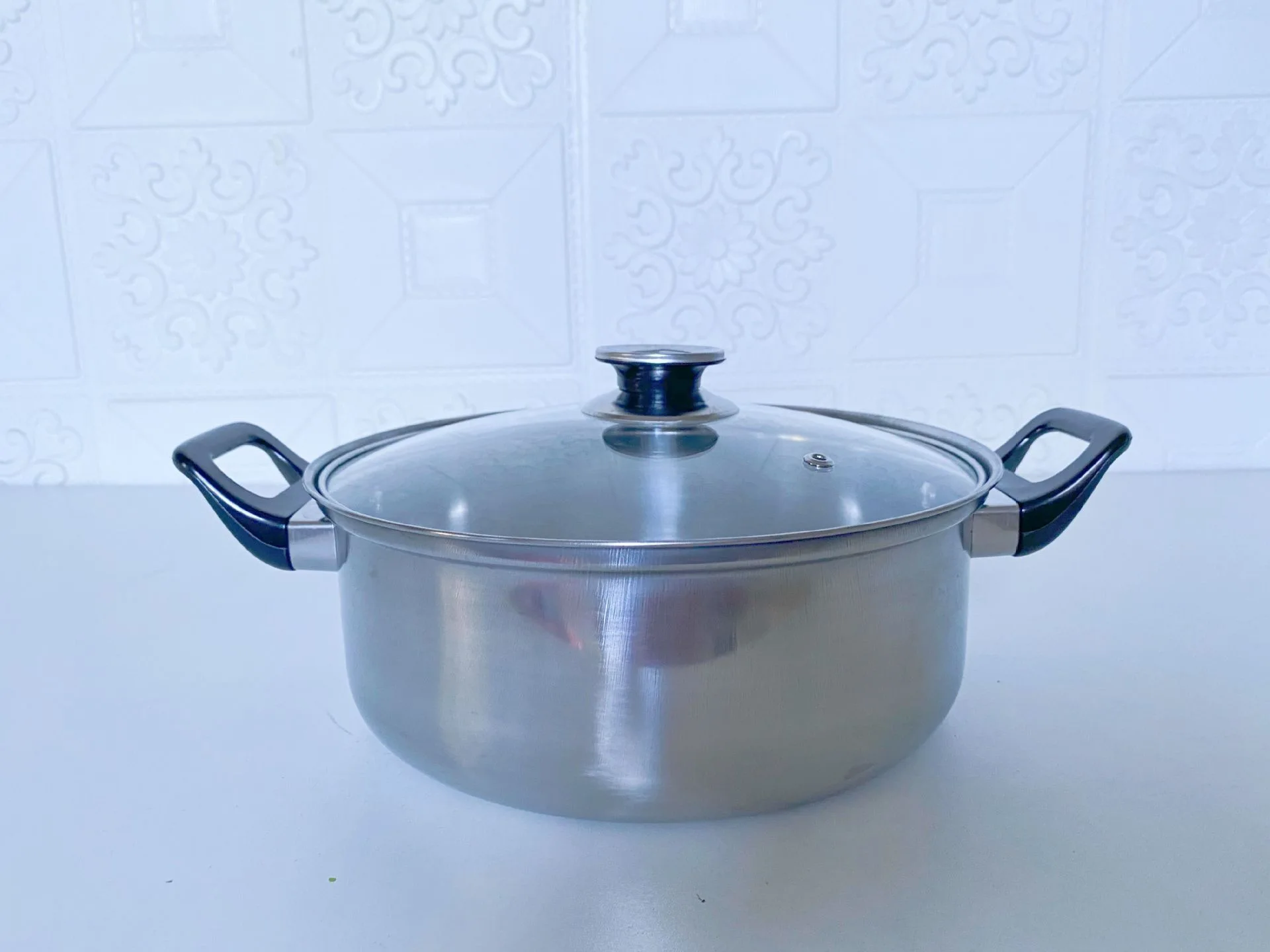 Factory Direct Sell Cookware Sets Juego De Ollas De Cocina High-quality black handle None Stick Pot Set Cookware Set 5PCS