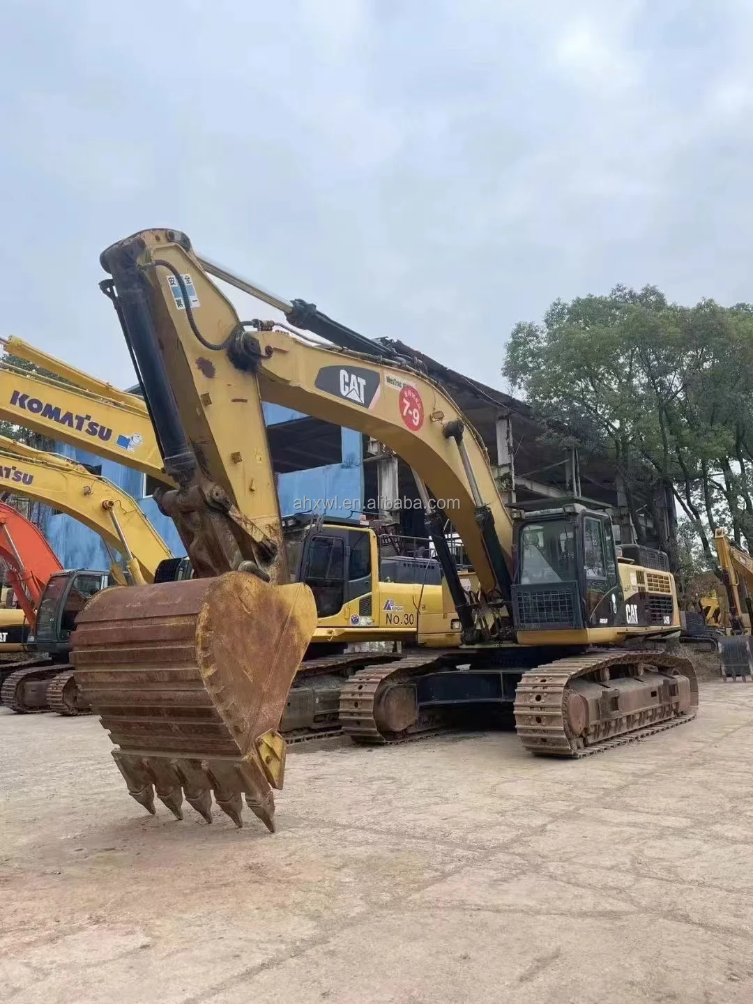 Компоненты для горных работ CAT 349D включают моторную коробку передач аналогичные модели