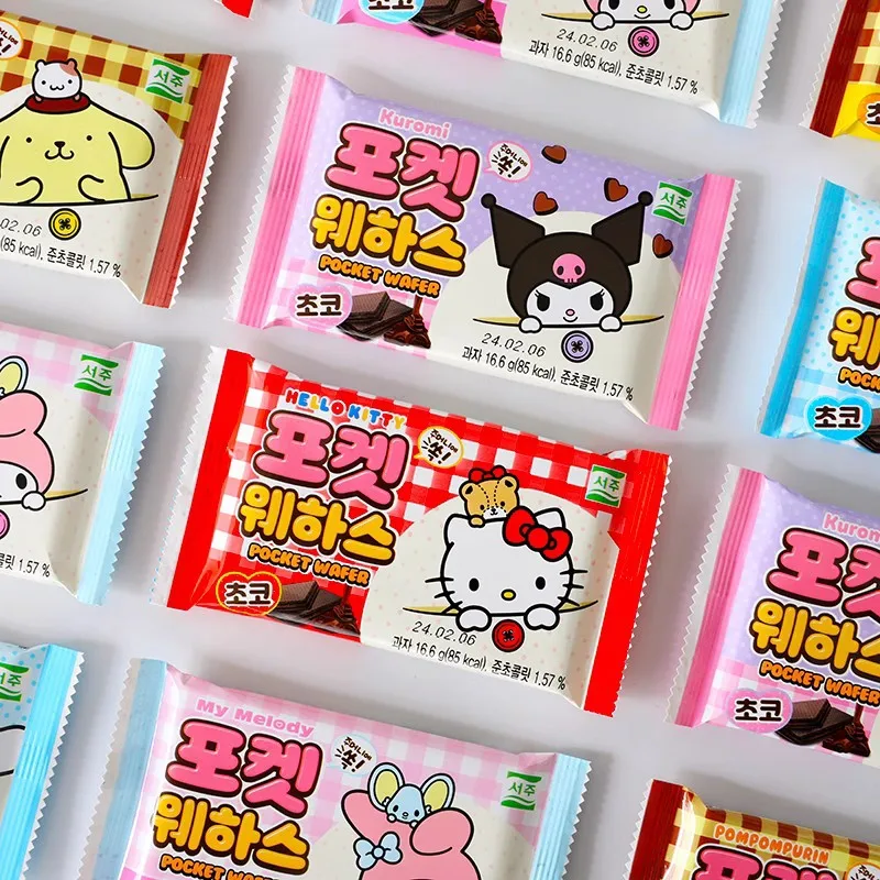 16.6g Korean Exotic Snacks Butter Waffles hellokitty Layered Chocolate Flavoured Wafer Biscuit