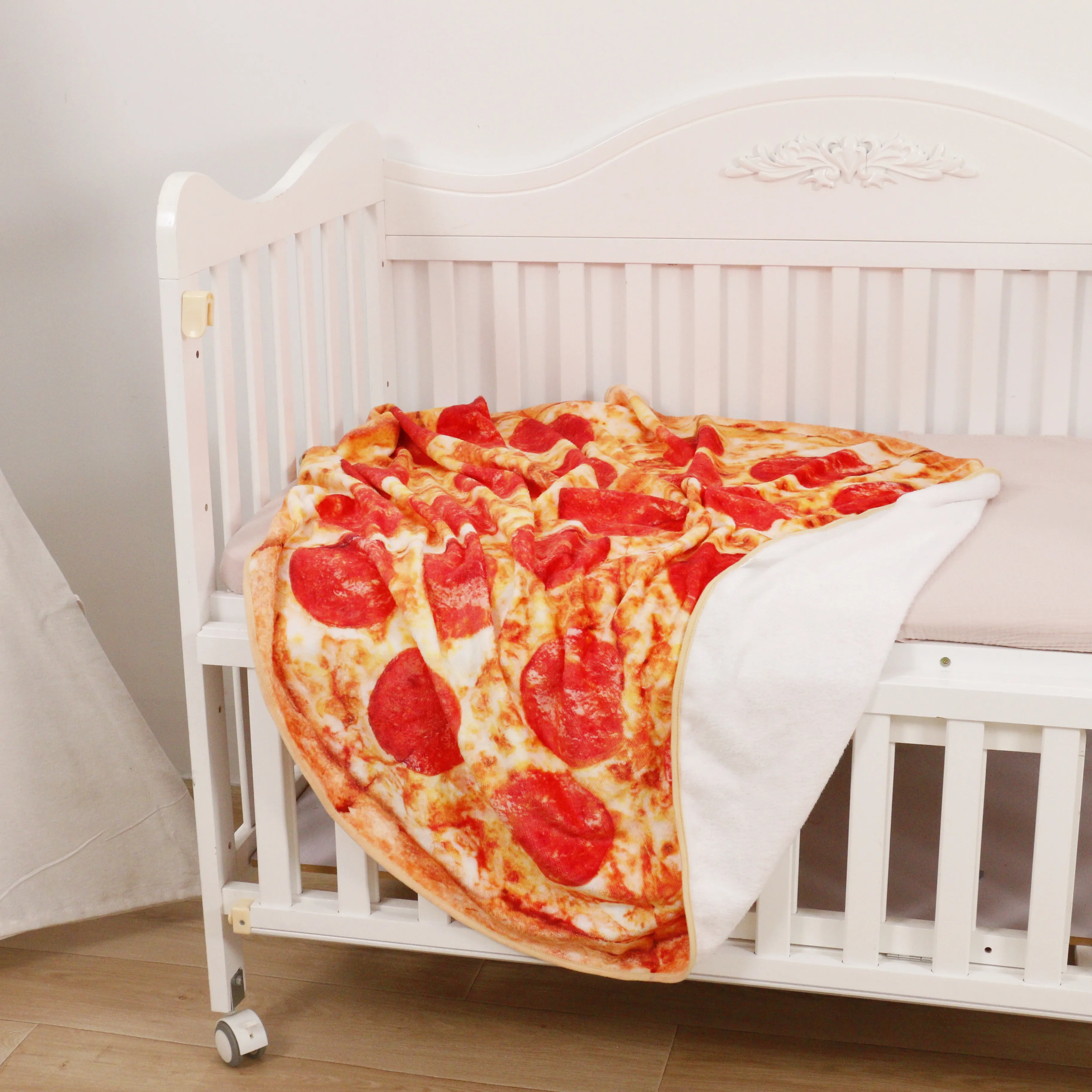 Ultra Soft Fuzzy Cozy Giant Pizza Throw Blankets High Quality Warm Lightweight Big Size Unique Throw Wrap Blanket For Child