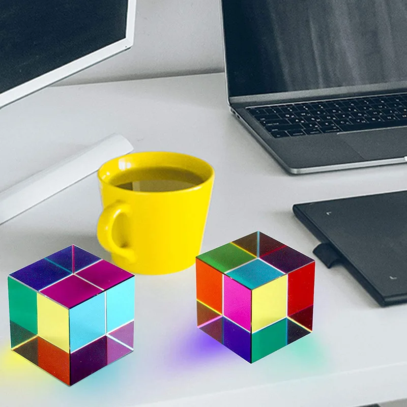 Wholesale Multi Size Sun Catcher Prism Crystal Cube  Glass Paperweight