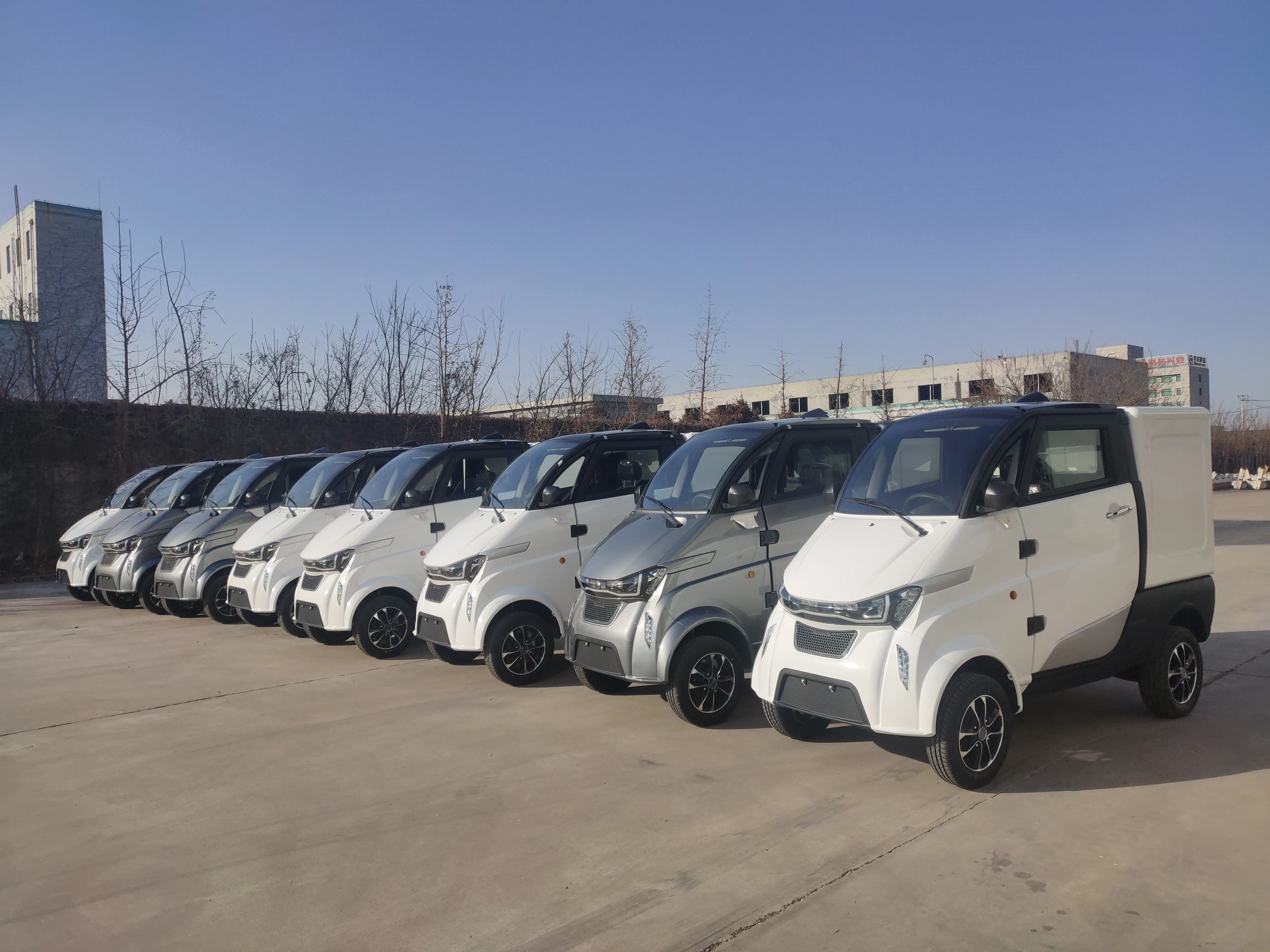 4 Wheels lithium battery mini truck for fast food delivery hot selling new car in Europe