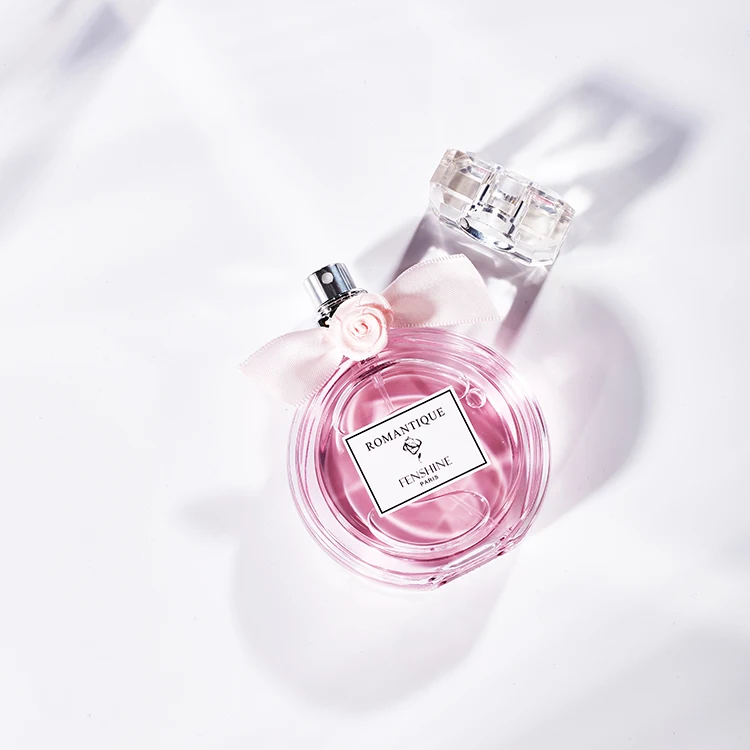 Производство 50 мл женские духи Долговечный Легкий аромат натуральный спрей 50 мл Цветочный продукт в наличии