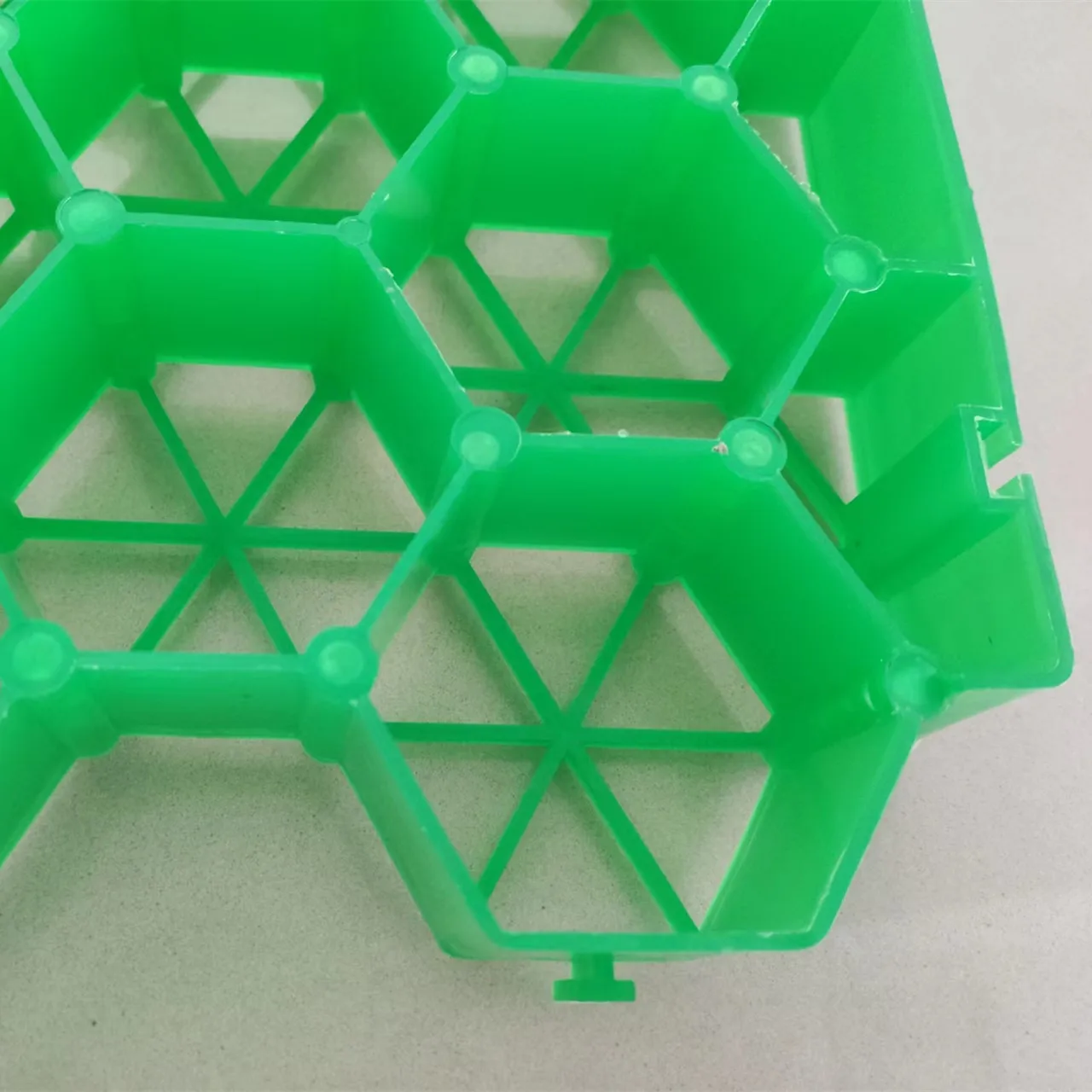 Plastic Pavers Hdpe Plastic Grass Paver Gravel Stabilizer Grid For Parking Lot Fire Escape Plastic Grid Residential Parking Grid