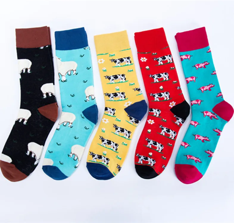 New Design Custom Mens Cotton Socks Animals Sheep Cow Pig Cute Anime Socks Funny Crew Men socks
