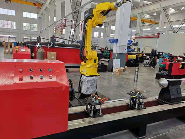 Complete Production Line Double Pulse Mig Welding Machine Pvc Long Seam Welding Machine Hydraulic Cylinder Robot Welding Machine