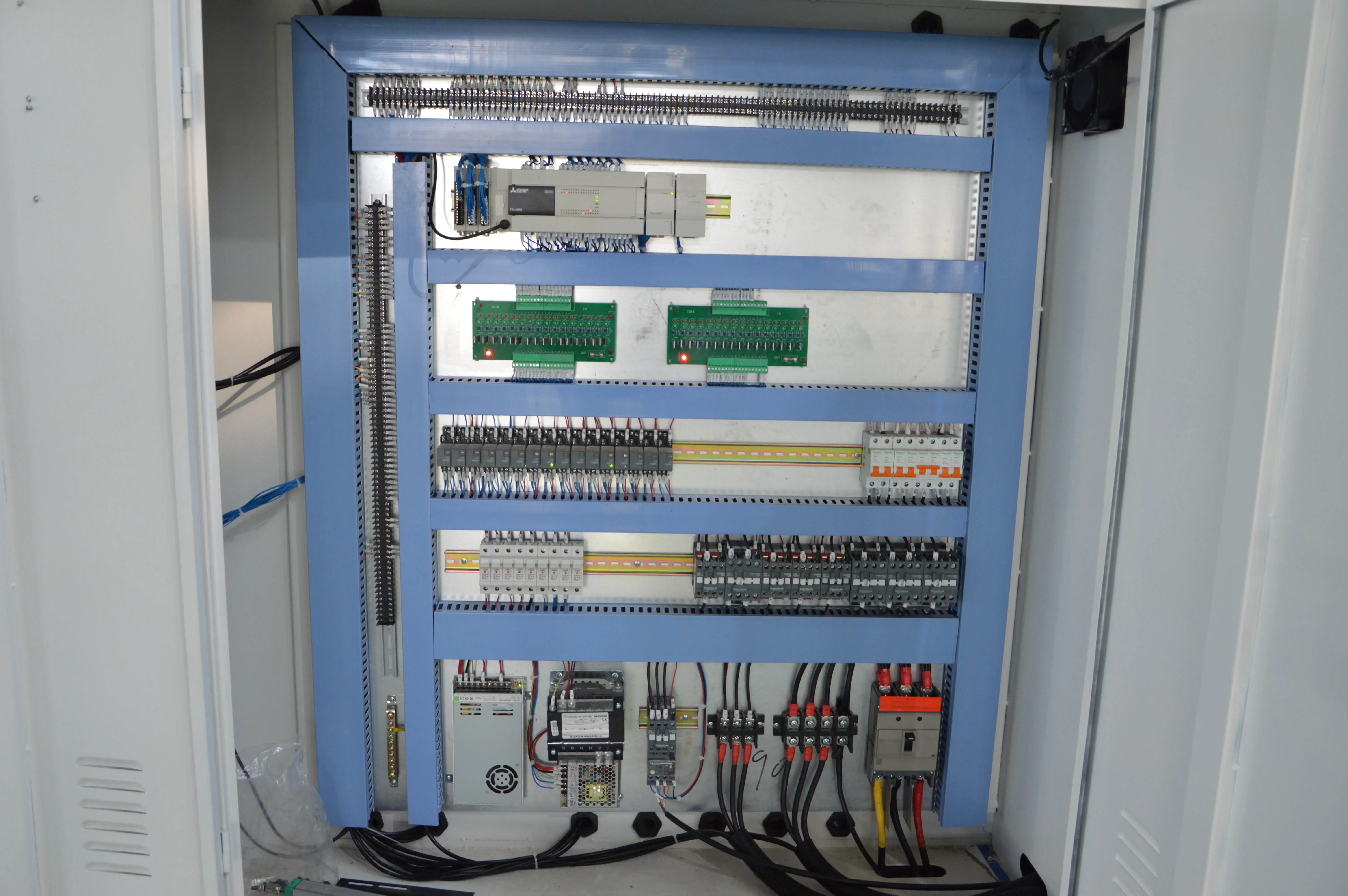 plastic HDPE jerrycan blow molding machine for sale