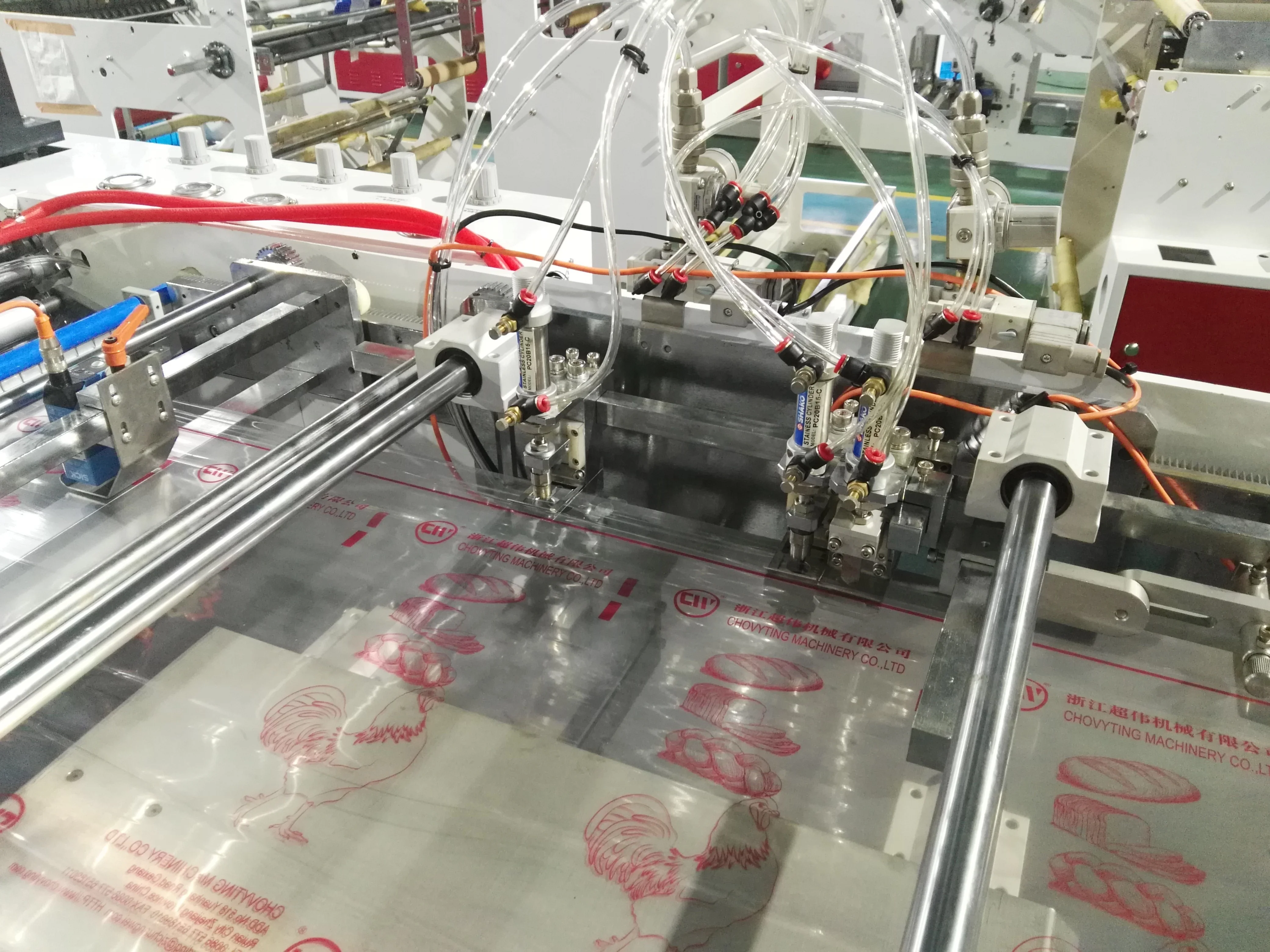 high speed PP PE Self adhesive mail Plastic bag making machine with wicketer system for bread packing bag