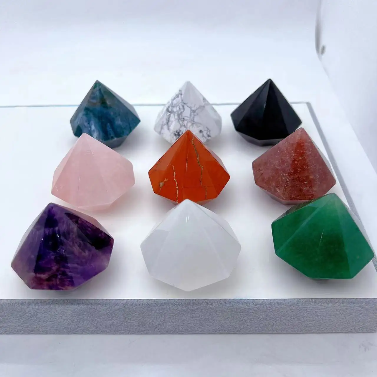 Factory Cheap Price Wholesale Healing Crystal Quartz Natural Rose Quartz Amethyst Carvings Diamond Shaped For Home Decoration