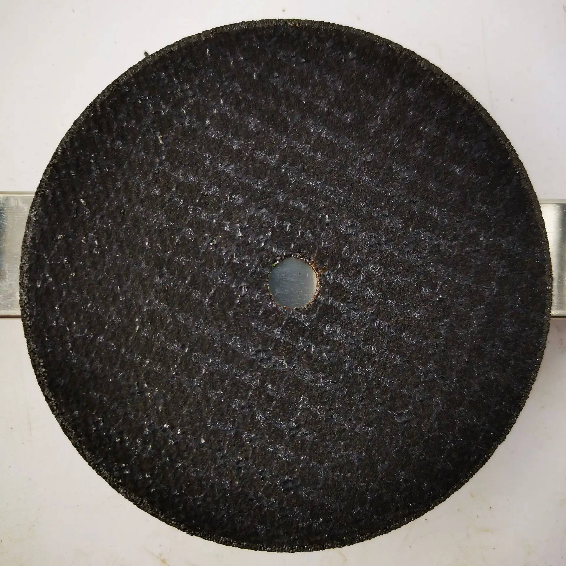 korea cut off wheel,good surface 105x1.2x9.8 green inside  cutting disc