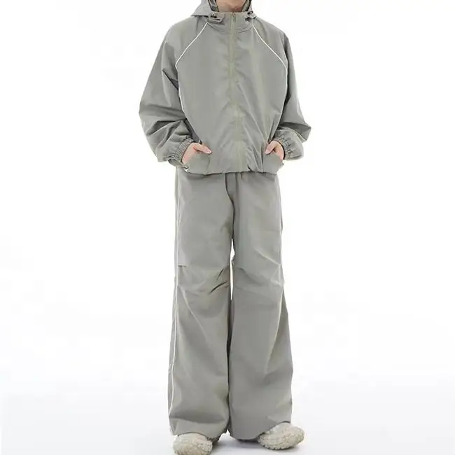 OEM Wholesale Custom Hot Selling Streetwear Windbreaker Tracksuit Set Nylon Winter Tracksuits For Men
