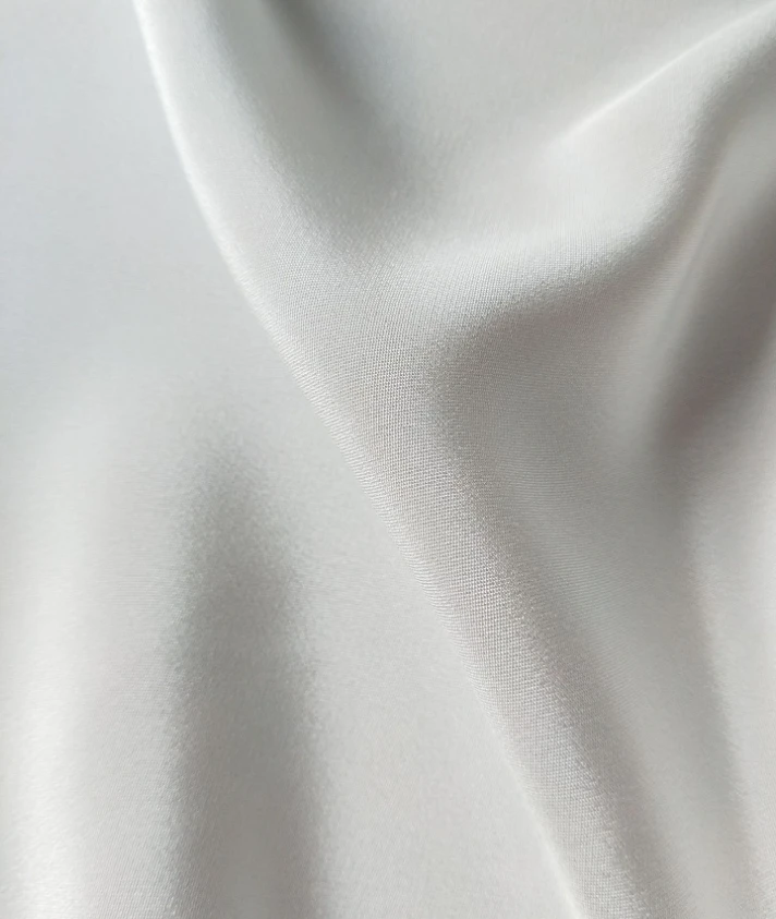OEKO Wholesale 100% Pure Natural Silk Fabric mulberry 30mm Silk Crepe De Chine Natural CDC Silk Fabric