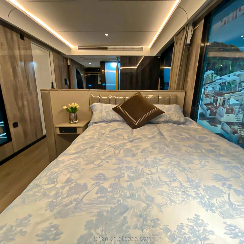 Residential Space Capsule House Capsule House Container Expandable Fireproof Ready To Ship Capsule House For Camping