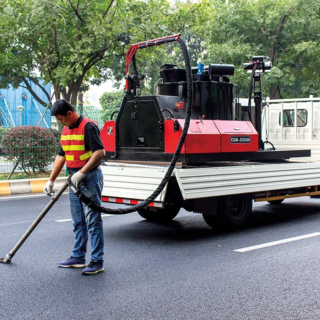 Professional hot tar crack filler machine