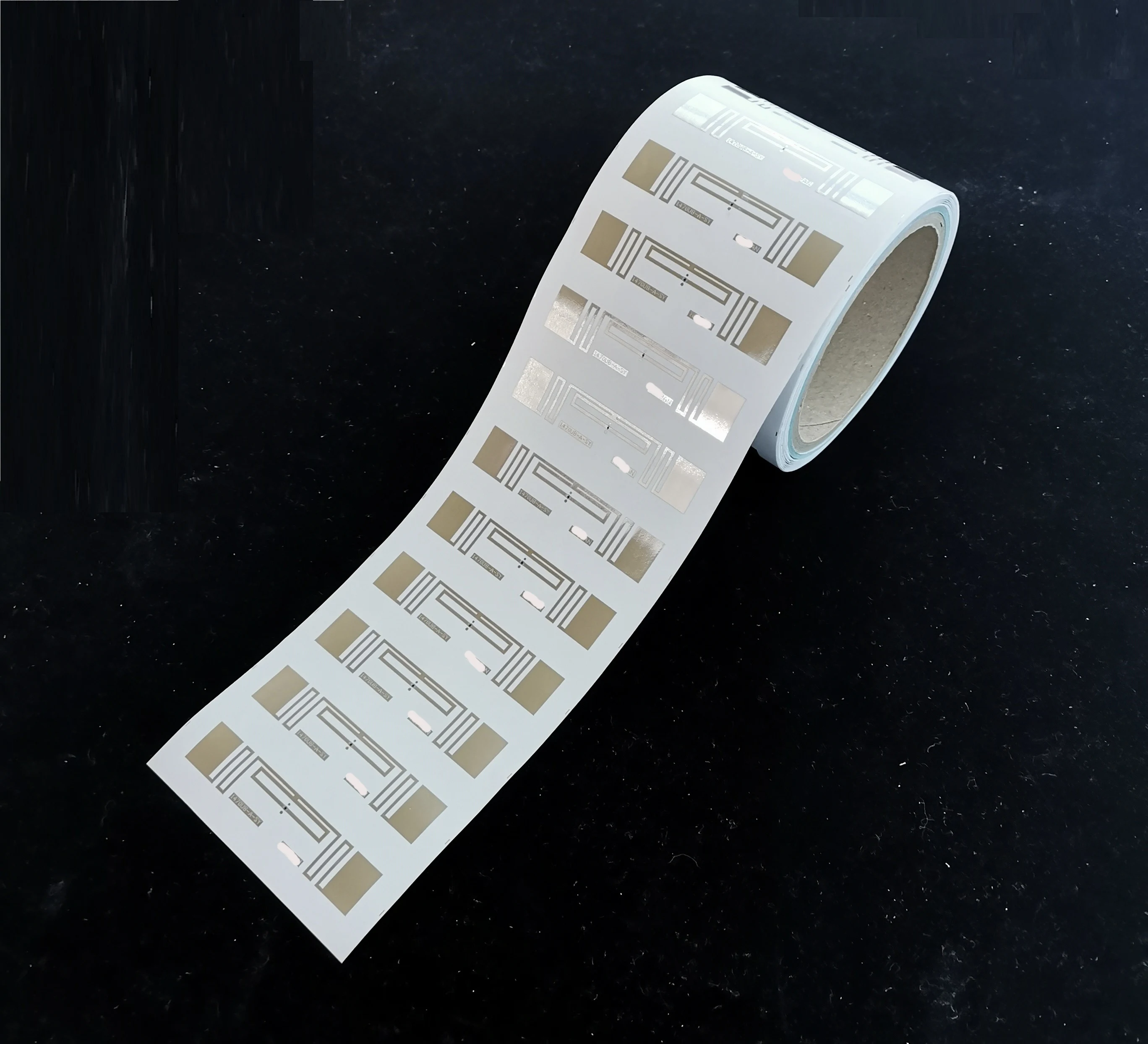Высокое качество Rfid наклейка 860-960 МГц UHF RFID наклейка этикетка NFC Наклейка тег для дальнего отслеживания