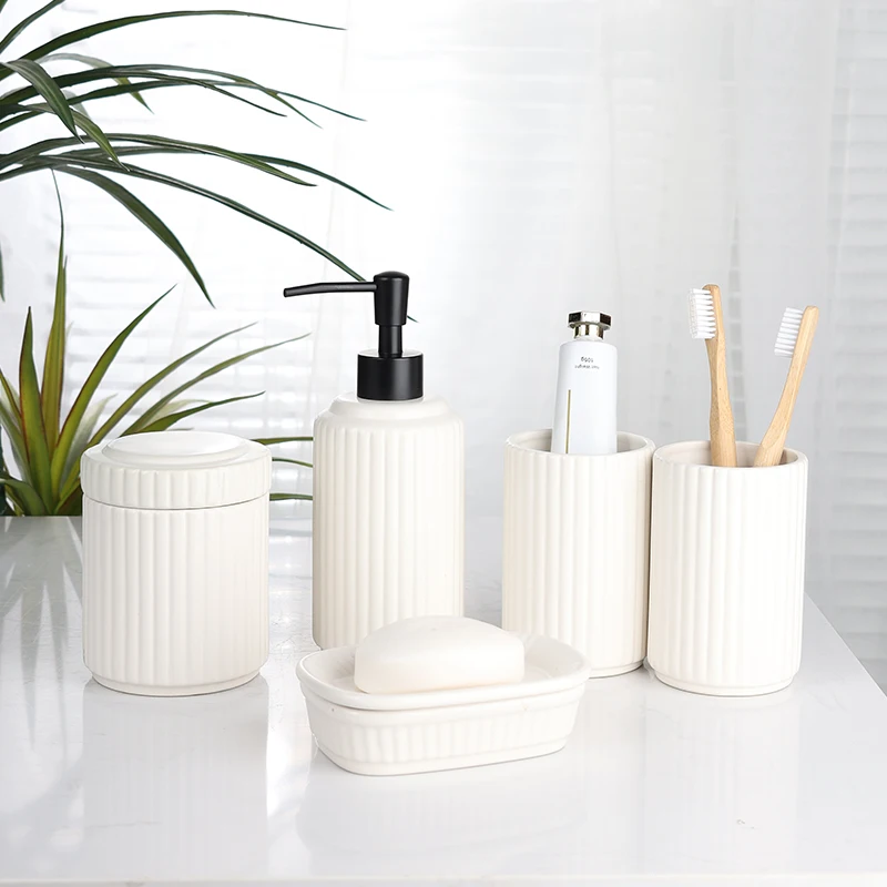 Manufacturer Bathroom Product Modern 5 Piece White Vertical Stripe Simple Ceramic Set Bath Accessories