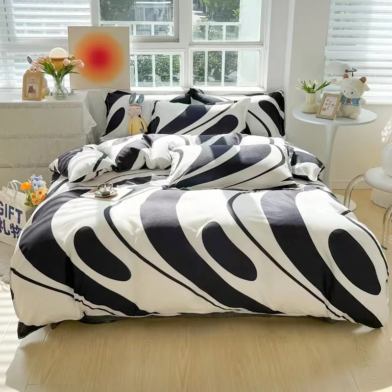 Factory Custom Printed Cotton Sheet Set Quality King Size Duvet Covers and Bed Spread Quilts Silk Filled Bedding for Home Use
