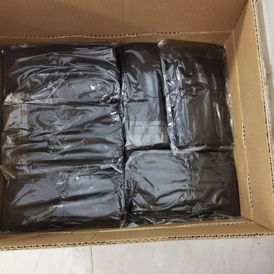 Wood Color 24 PCS Makeup Brush Cosmetic Set Kit Packed Leather Case