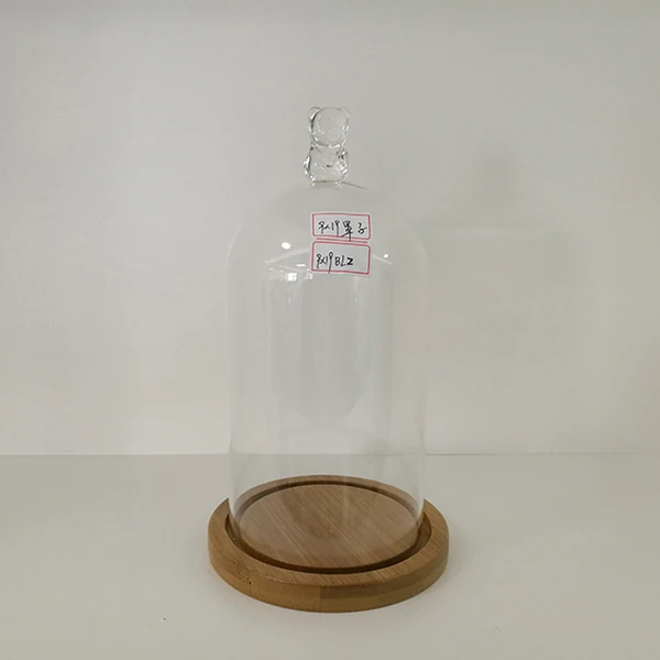 Wholesale Lovely Bear Glass Dome with Flashing String Light Wood Base with Battery Power