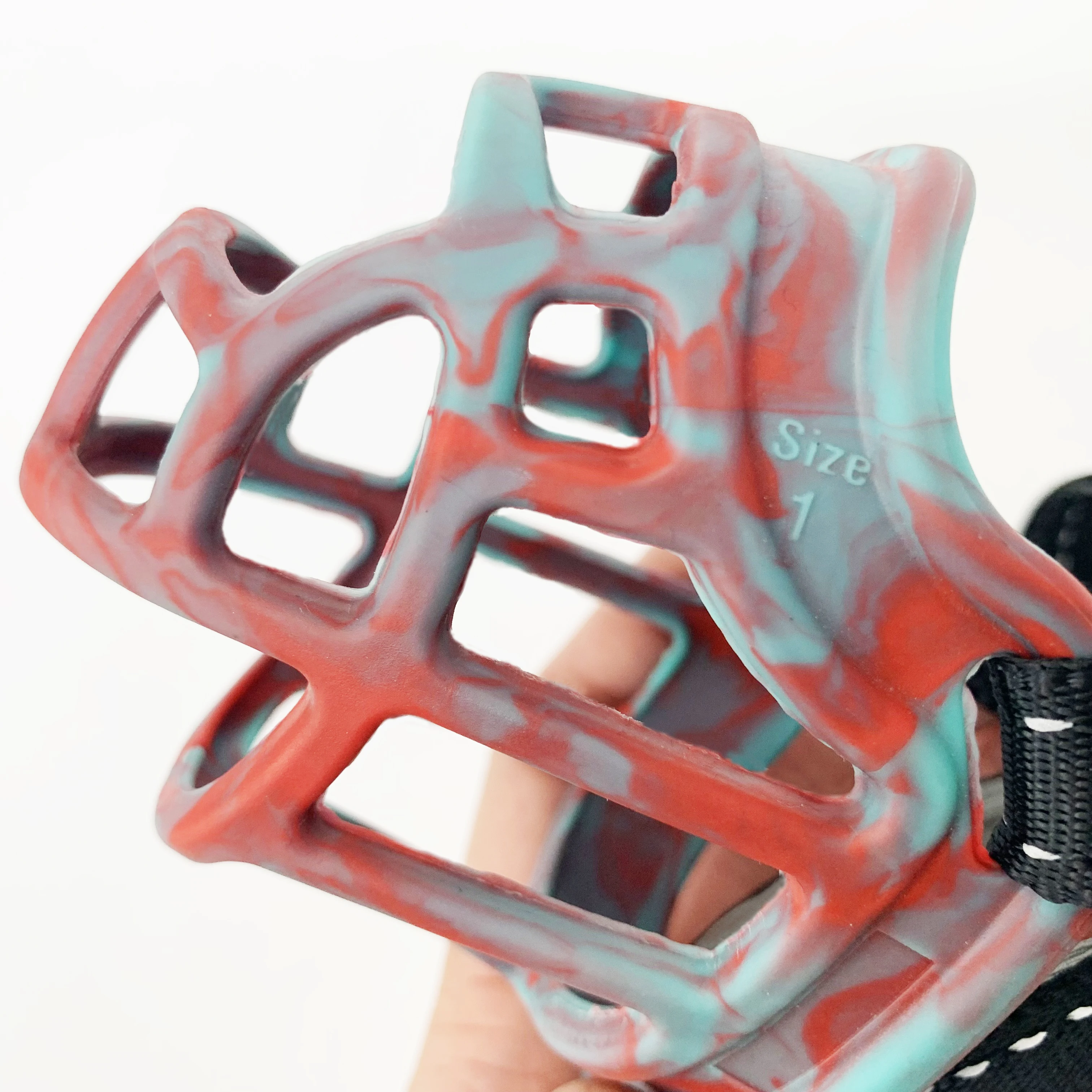 WLP Manufacturer  Custom Made Personalized  Soft Rubber Basket Muzzle Cage Muzzle for Small Medium Large Dogs