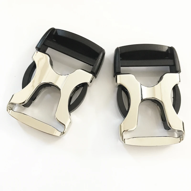 Magnetic quick release plastic buckle for bag side release plastic buckles