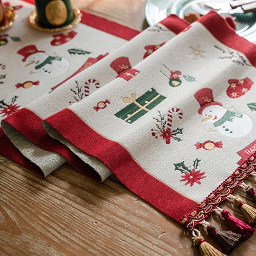 New Customization Christmas Knitted Fabric Tassel Home Grid Table Decor Table Runner for Winter Dining Farmhouse.