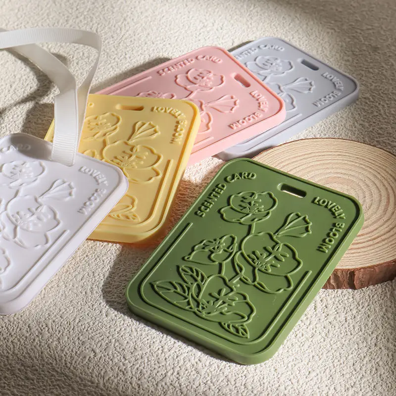 NEWIND  High Quality Fragrance GiftsHanging Perfumed Card Home Deodorant Exquisite Relief Flowers Scented Plastic Card