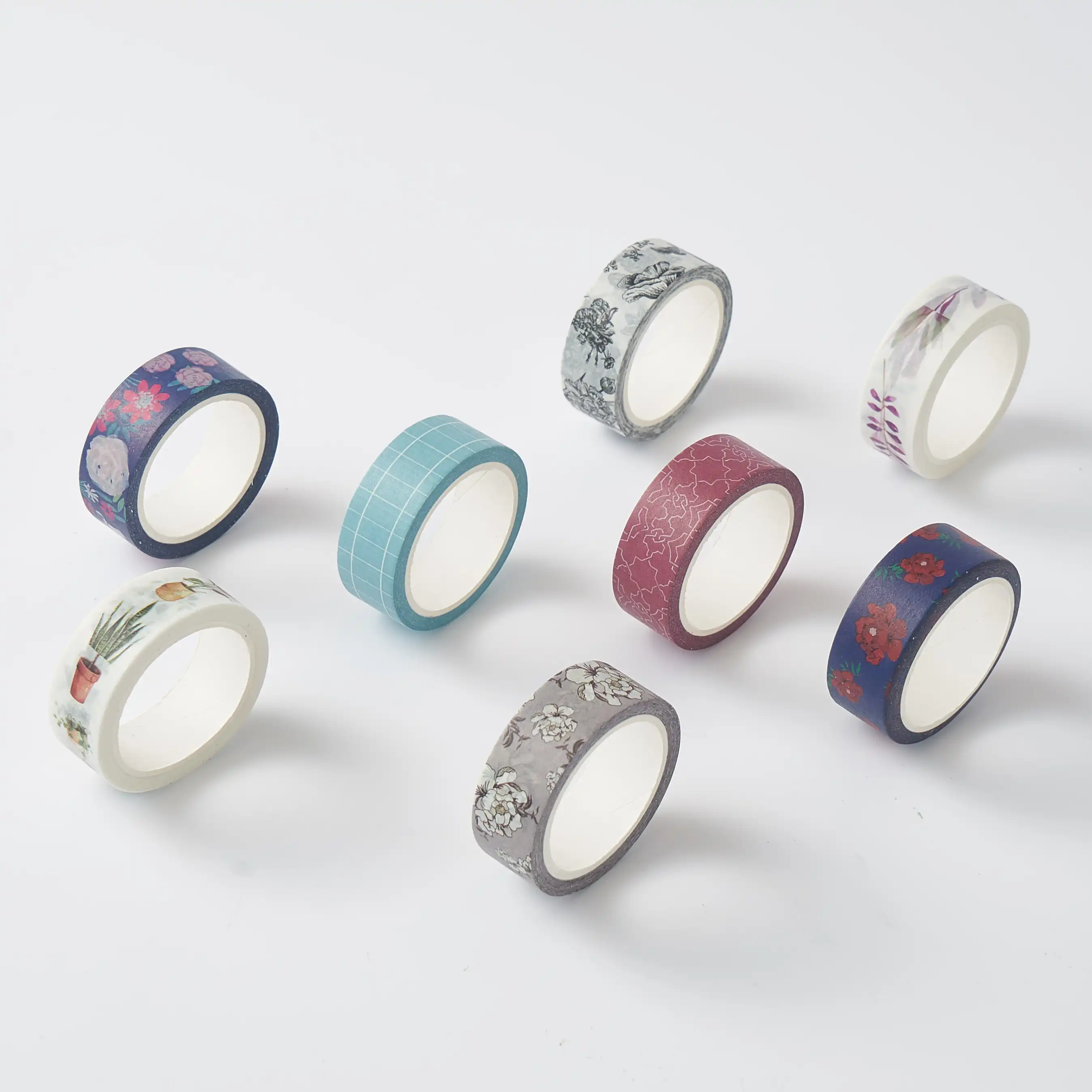 
Japanese cartoon tape Used for art and DIY crafts, scrapbooks, bullet periods, notepad, gift packaging, holiday decoration 