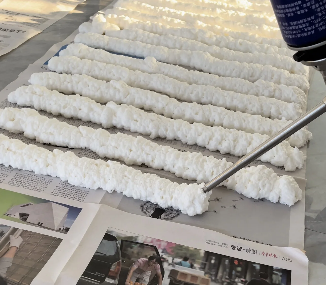 Polyurethane Free sample 300ml 500ml 750ml Expanding PU Foam spray foam