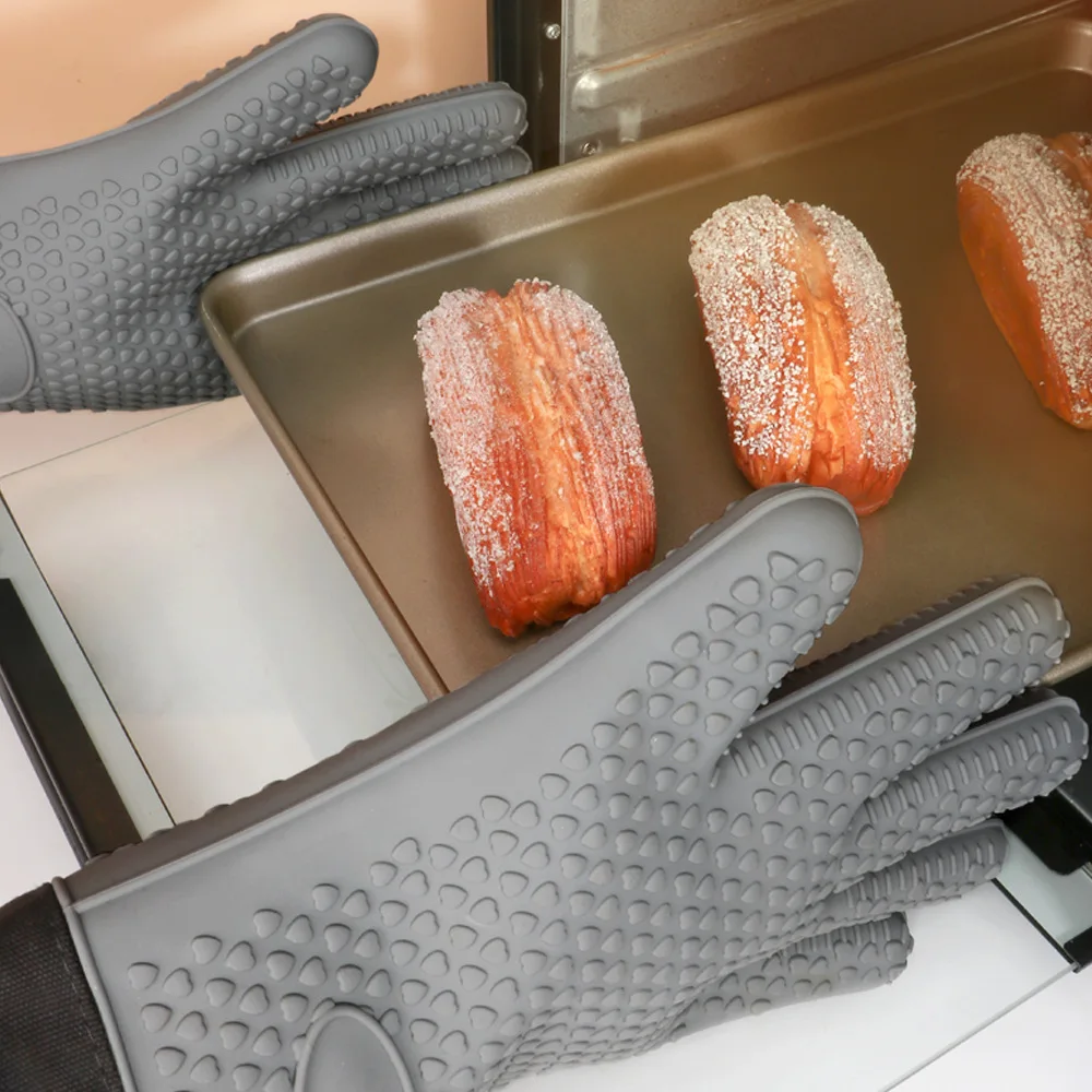 Silicone five-fingers oven gloves non-slip and heat resistant kitchen heat insulation mitts