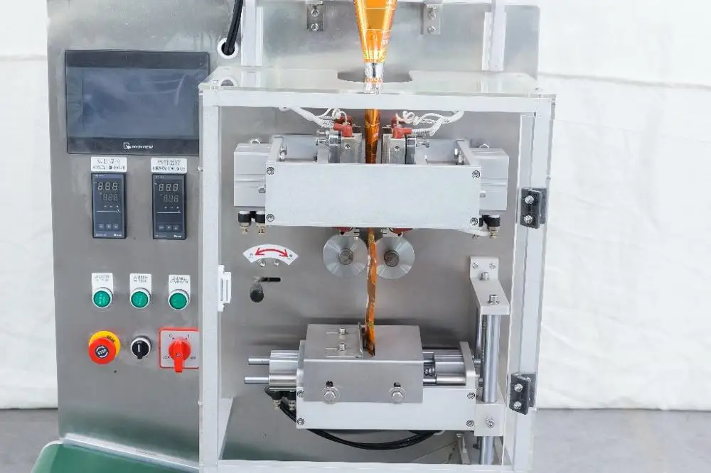 Back seal automatic small pouch palm cooking oil water liquid sachet packing machine price