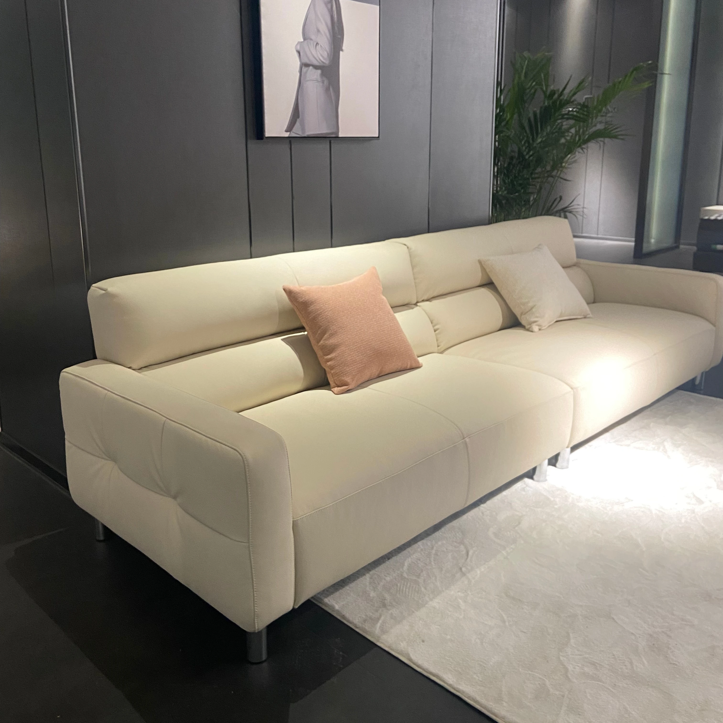 Пользовательский светло-бежевый кожаный длинный диван