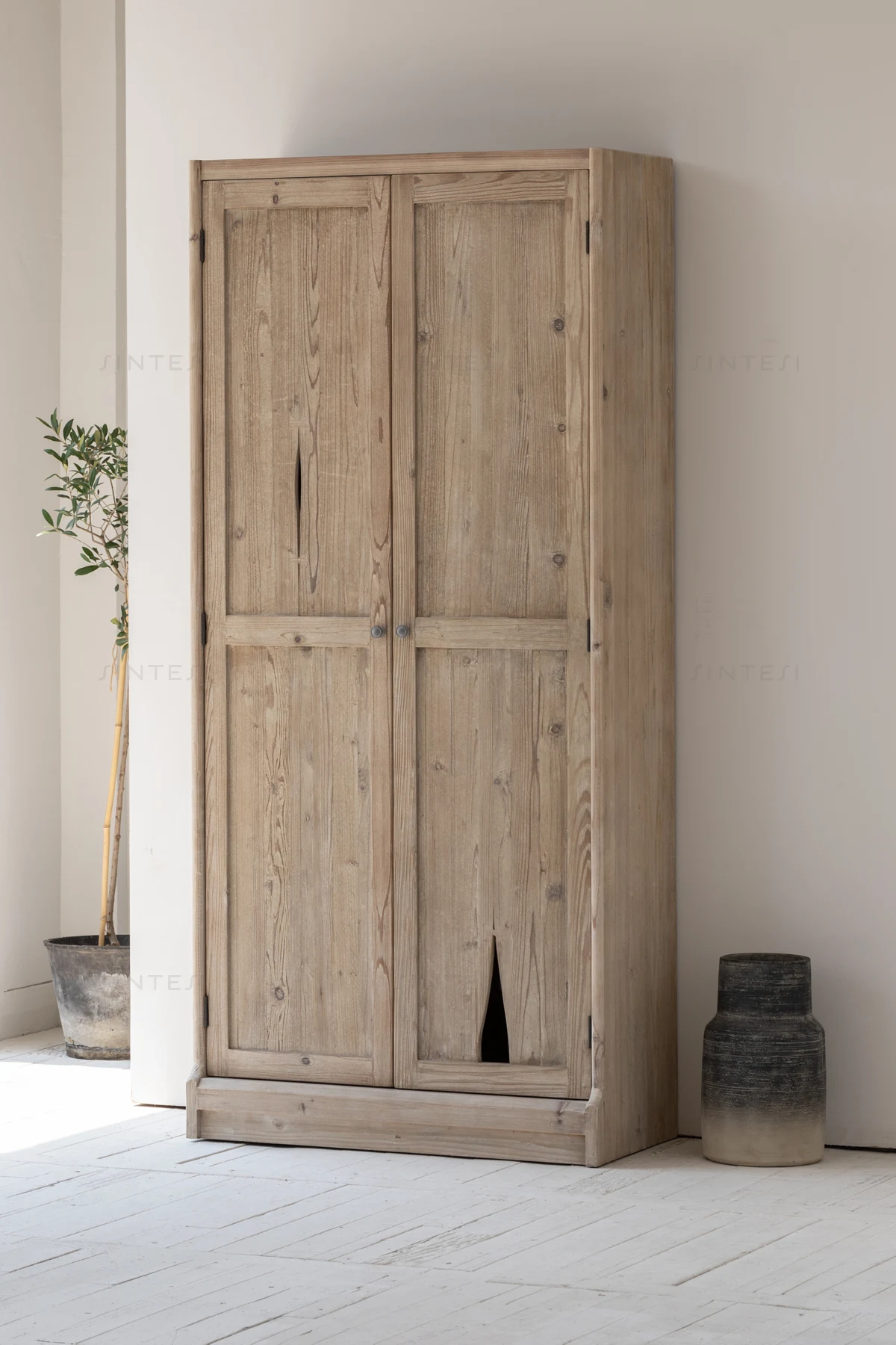 Luxury mobiliario armario living room furniture recycled pine luxury wabi sabi wood cabinets living room cabinet