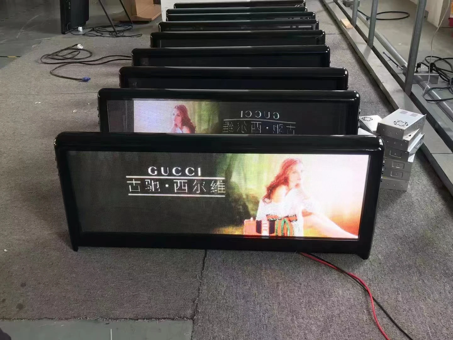 Ph5 Outdoor Full Color Taxi Top Advertising Roof Led Display Sign 3G SMD WIFI wireless programmable Advertising Pantalla led