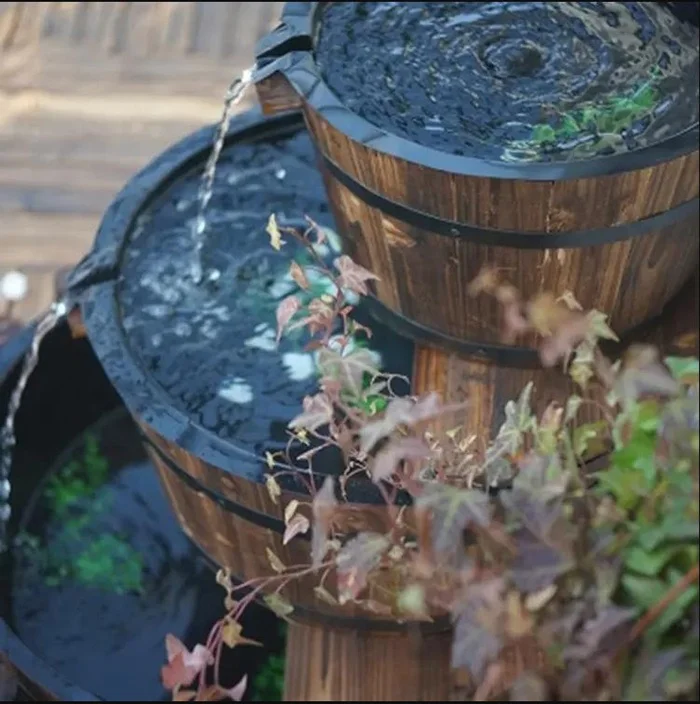 Durable Construction Stylish Detail Cozy Farmhouse Wooden Water Pump Fountain for patio Front Porch Lawn Garden