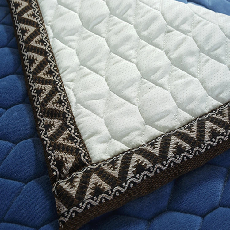 Hot Selling Luxury Good Price Geometric Polyester Sofa Cover Design L Shaped Chenille Blue Sectional Sofa Cover