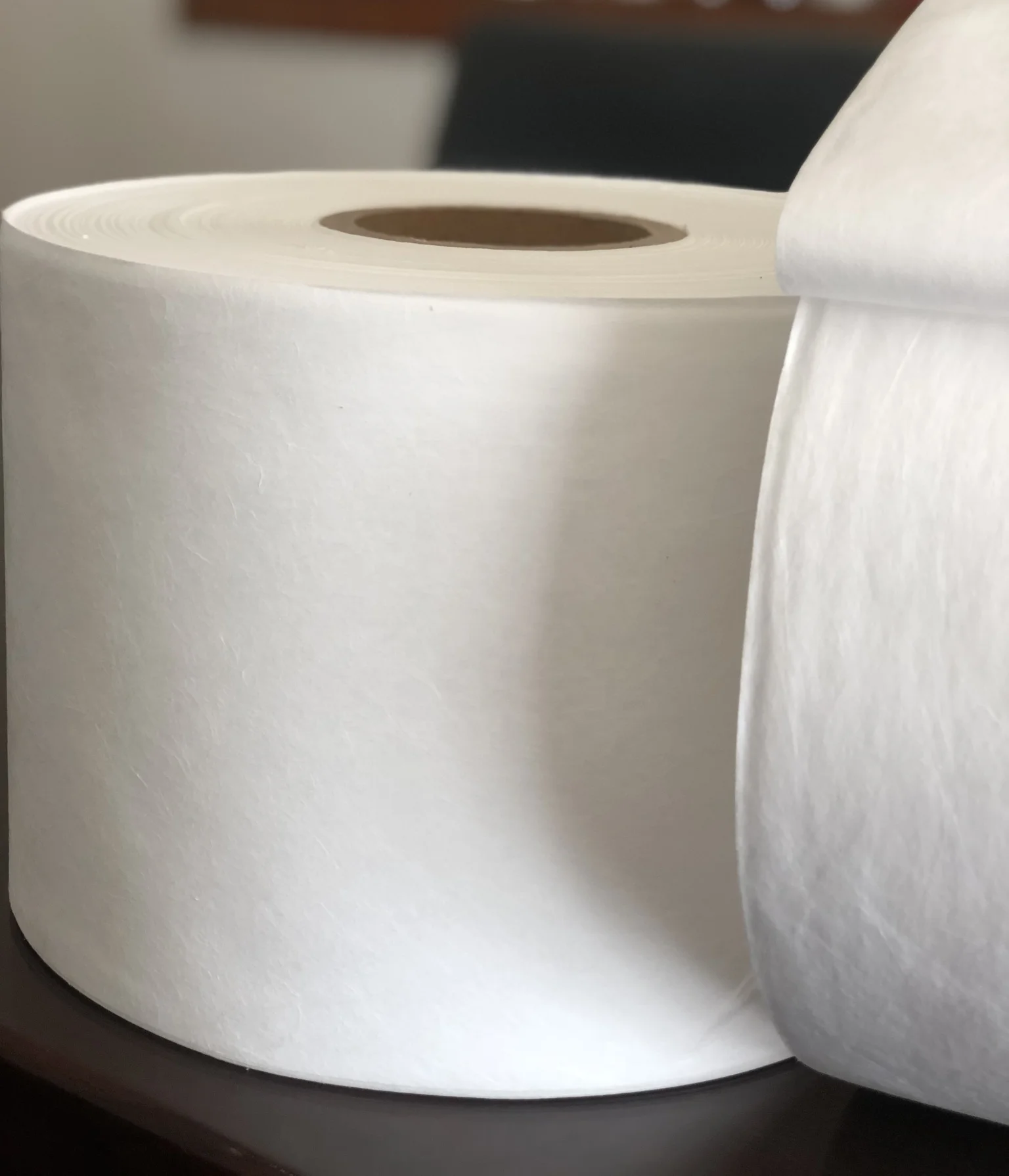 High Quality PP Meltblown Nonwoven Fabric Eco-friendly Low Resistance FFP2 FFP3 Meltblown Fabric