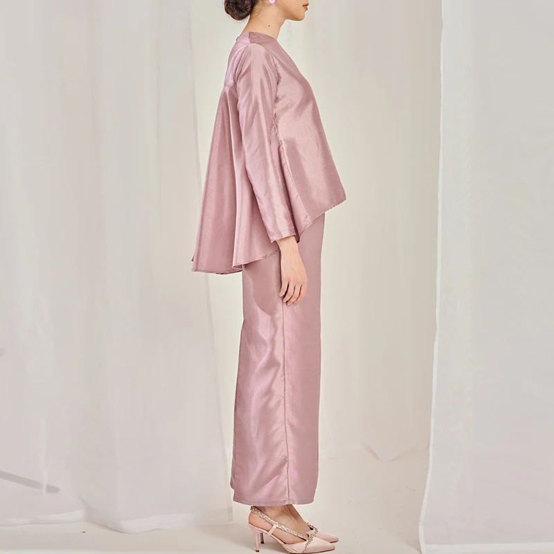 Custom fashion solid color pink elegant baju kurung 2024 modern malaysia islamic clothing satin baju kurung