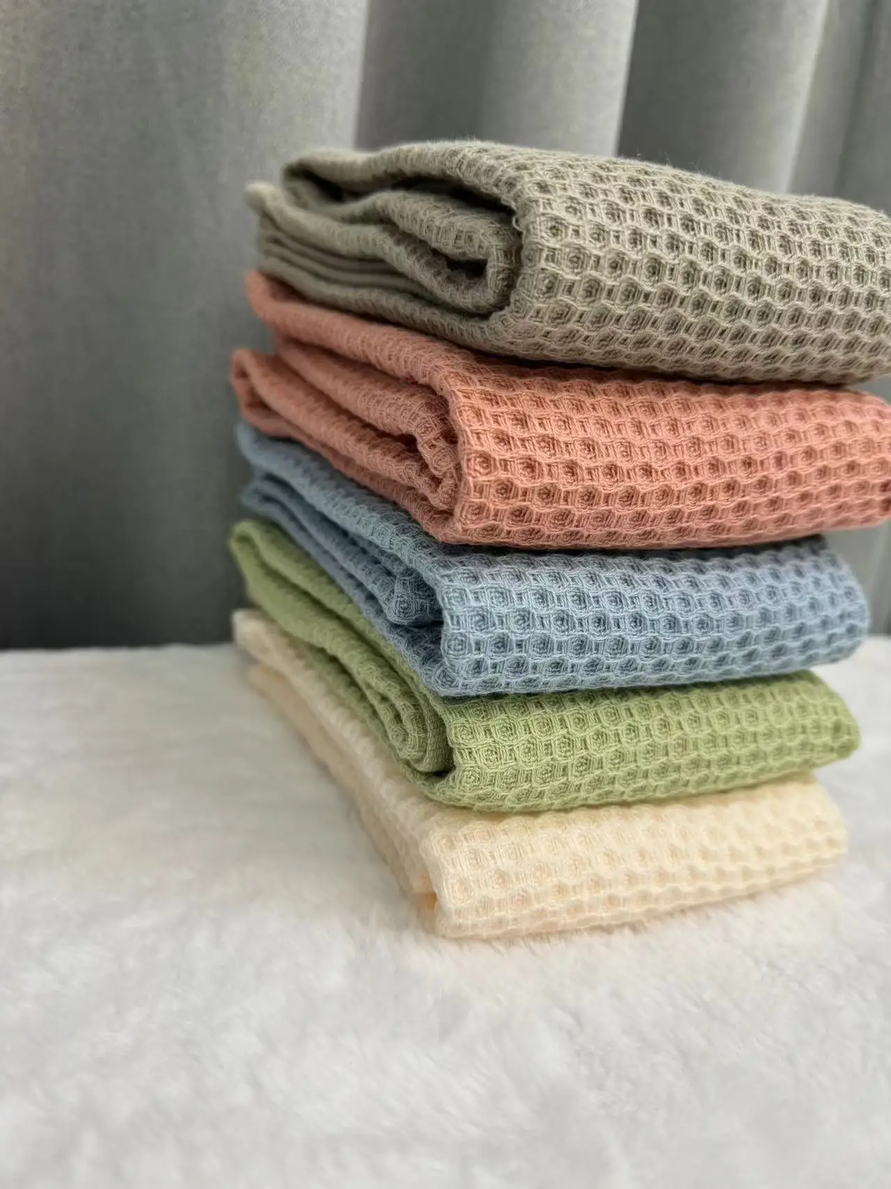 Custom  Logo Waffle Towel Cotton High absorbent Quick Dry waffle kitchen waffle towel weave drying Hotel Bath Towel