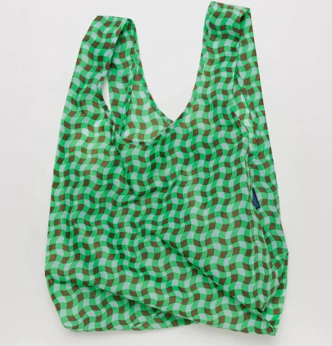 Customize Recycle Reusable bags in Polyester Portable Eco Standard Foldable Grocery Sustainable Shopping Tote Bag