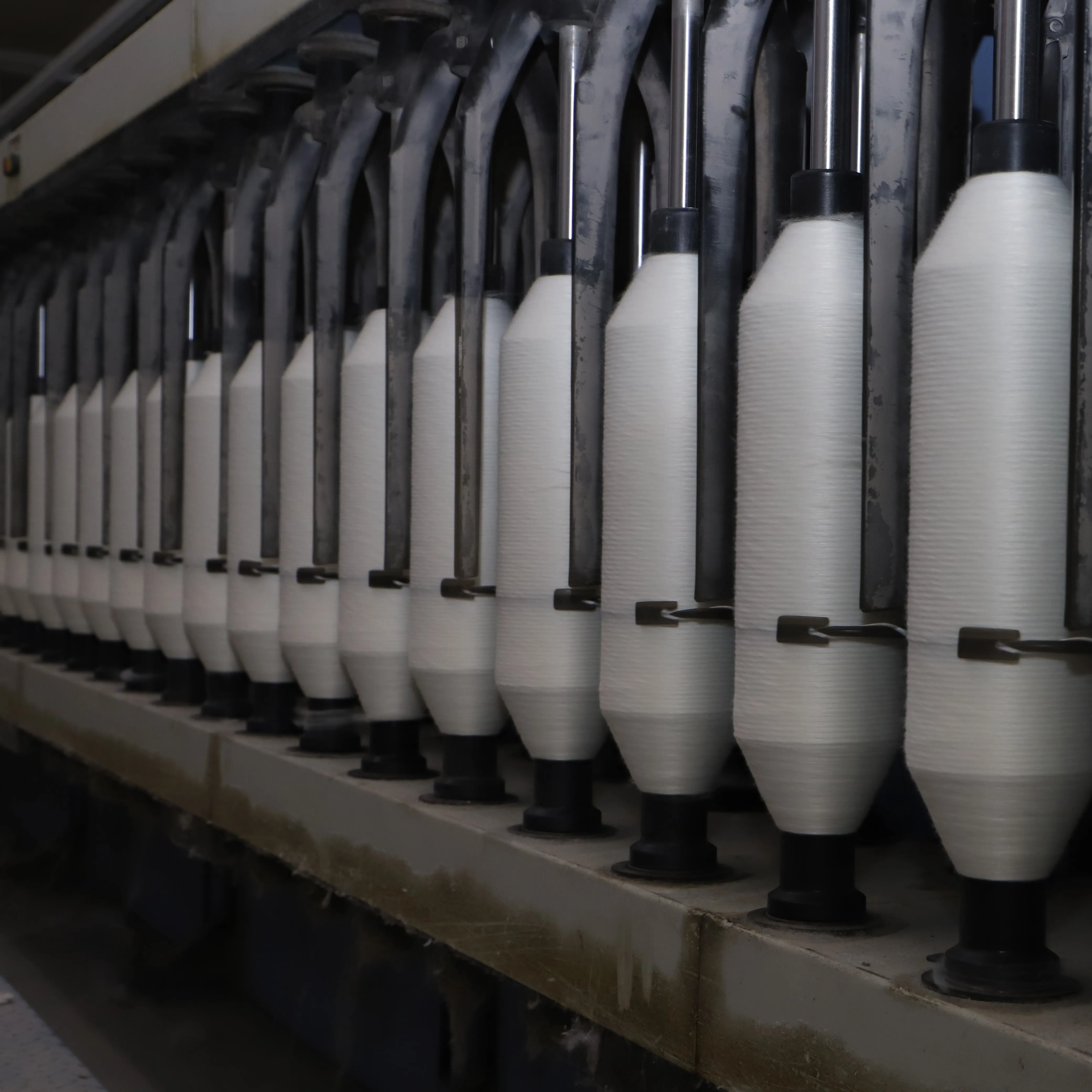 48/2nm antipilling acrylic /nylon/pbt viscose modal tencel core spun pbt for knitting